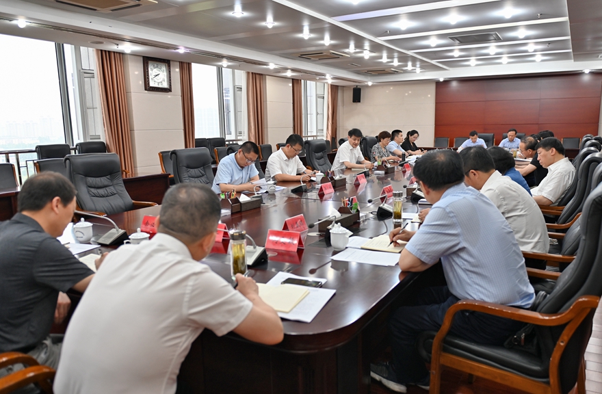 6月3日上午，召开省委党史学习教育第十五巡回指导组座谈会。.jpg